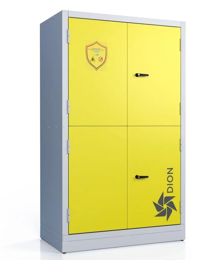 Шкаф для безопасного хранения ЛВЖ 1200 четырехдверный