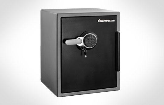 Огневодостойкий сейф SFW205GPC