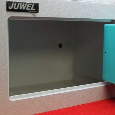 Офисный сейф Juwel 7213